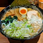 背脂醤油とんこつ