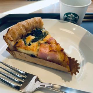 ベーコンとほうれん草のキッシュ(スターバックスコーヒー 大泉学園ゆめりあフェンテ店)
