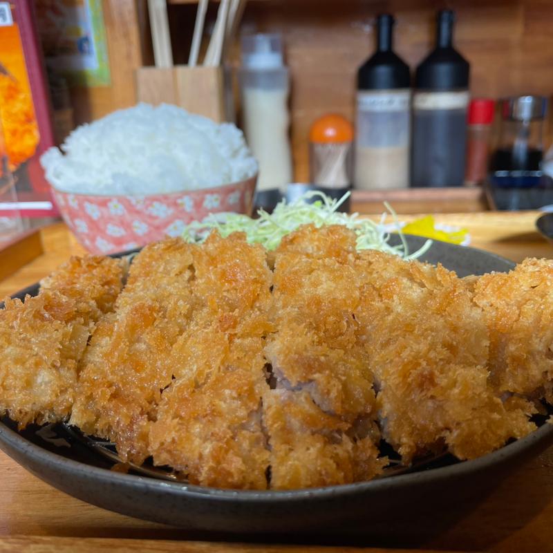 チキンカツ定食　大盛り(居酒屋みさこ)