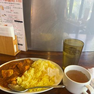 特製チキンかれー(チキンプレイスロティサリｰズ 合羽橋店)