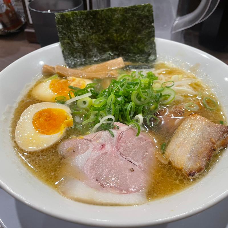 鶏魚介ラーメン(岡本商店 北浜店)