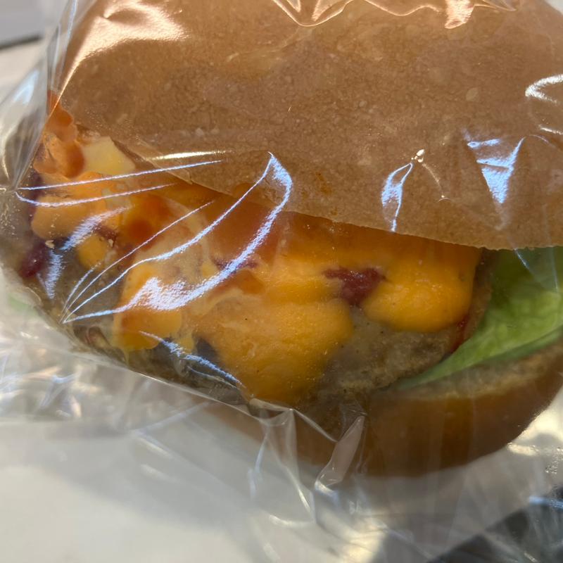 チーズバーガー(パクパク ラ・ムー 岸和田三田店)