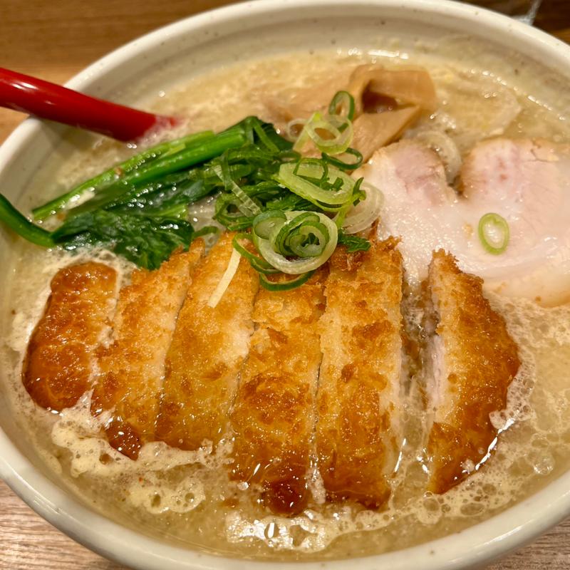 とんかつ味噌ラーメン(らーめん 北の大地 赤坂店)
