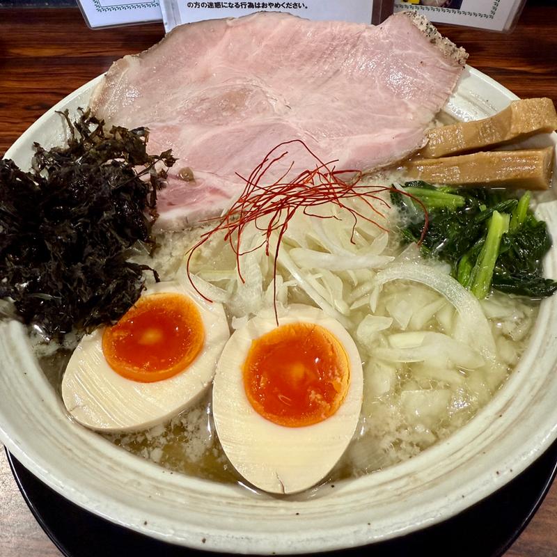 背脂塩らーめん特(麺屋はる )