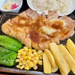 ポークソテー定食