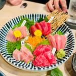 まぐろ各部位盛り合わせ(居酒屋 写楽)
