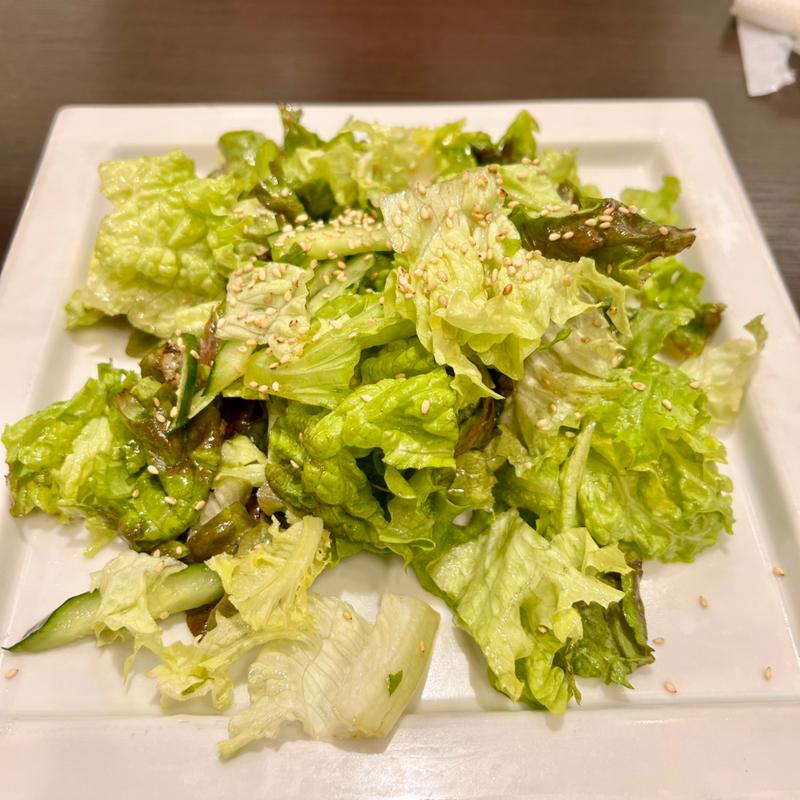 腰塚サラダ（塩チョレギ）(ハンバーグ＆ステーキ 黒毛和牛 腰塚 東武船橋店)