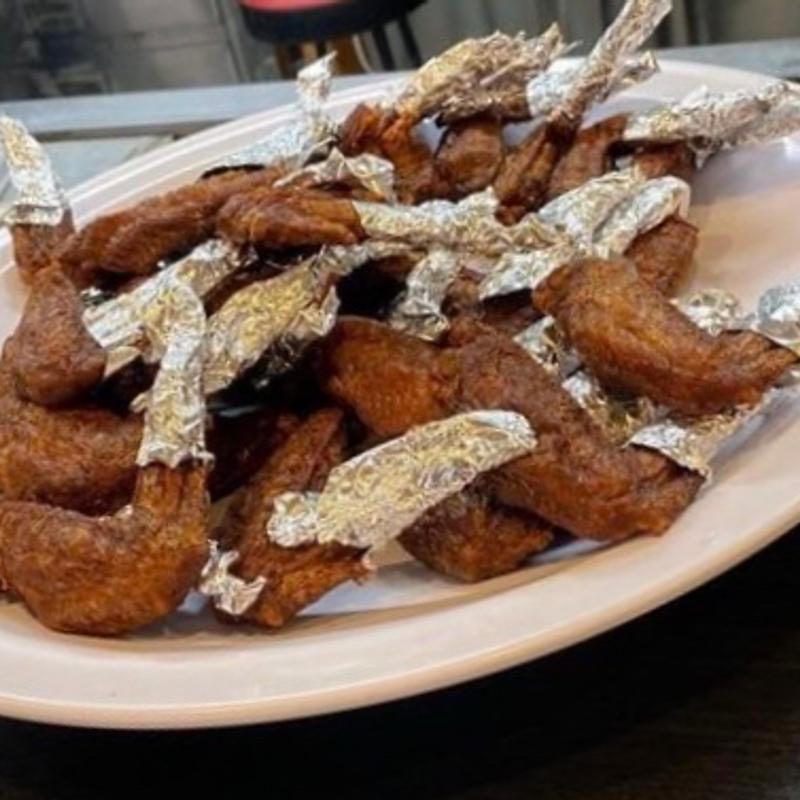 揚げ手羽先(旭軒 駅前本店 （あさひけん）)