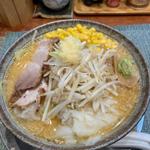 ワンタン味噌ラーメン(らーめん梶原)