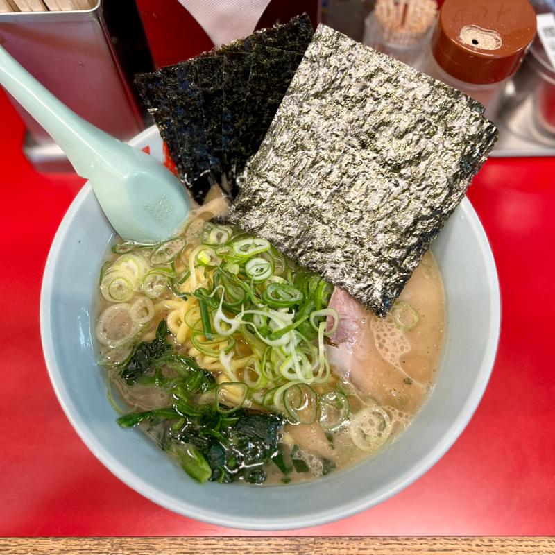 醤油ラーメン＋海苔5枚(ラーメン山岡家 南2条店)