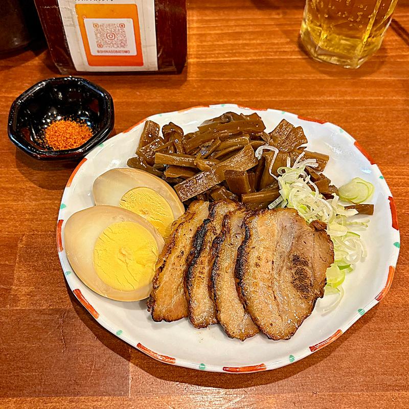 本日の500円つまみ(支那そば とも)