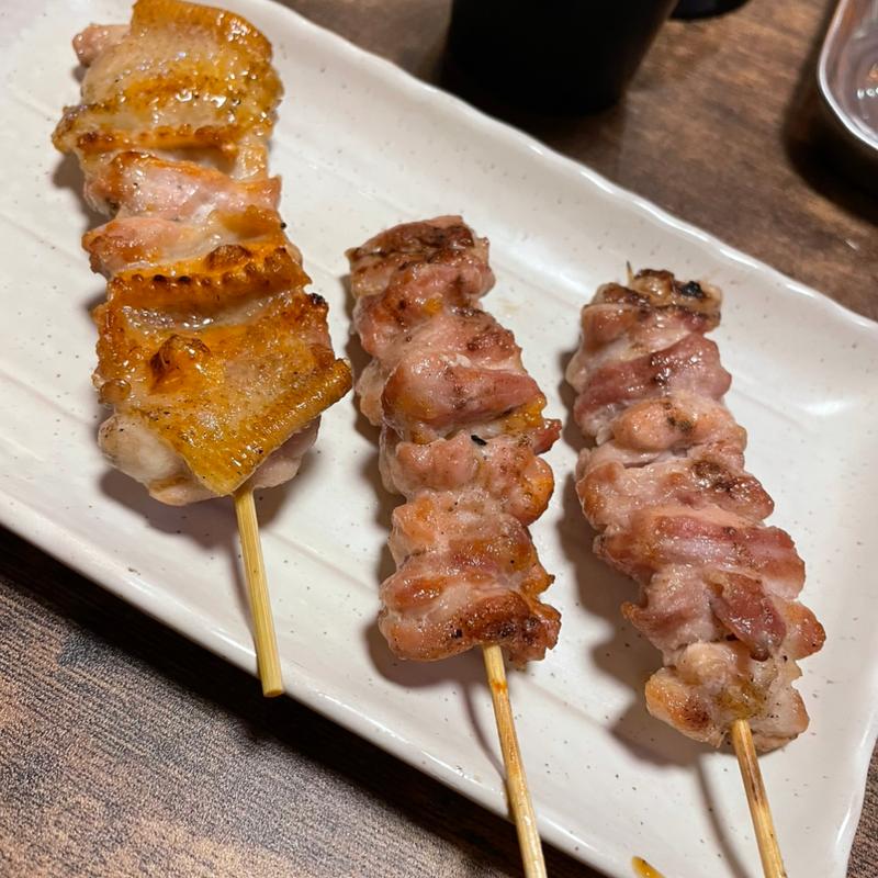 手羽先＋セセリ(串まる)