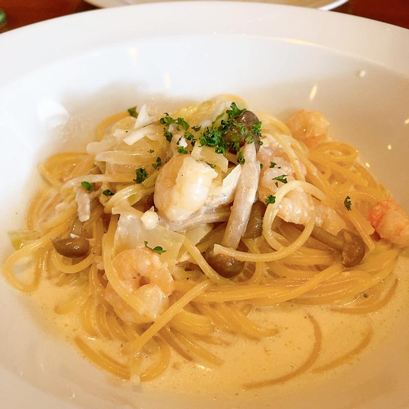 海老と野菜のクリームパスタ(プレッツァ)