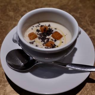 蕪のポタージュ(La Châtaigne)