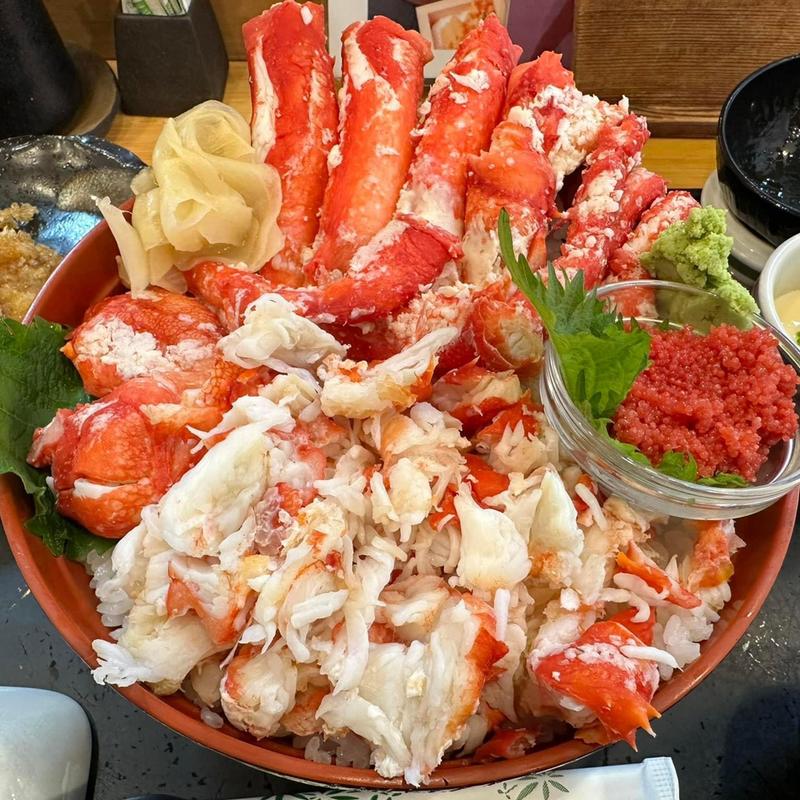 タラバガニ丼(すし 魚心亭)