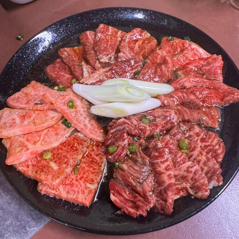 和牛盛り合わせ(焼肉とんちゃん)