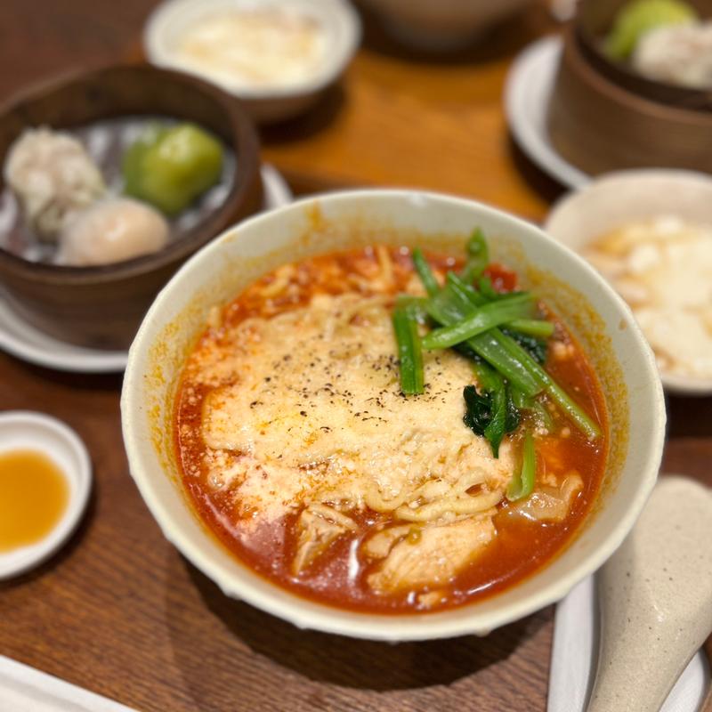 トマトチーズ麺セット(騒豆花　武蔵小杉店)