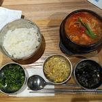 豚カルビスンドゥブ定食(スンドゥブ 中山豆腐店 秋葉原)