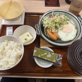 エッグ＆ウインナー定食