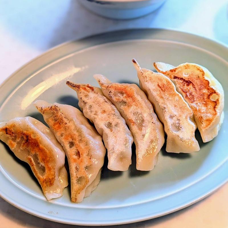 餃子(お食事処 花)