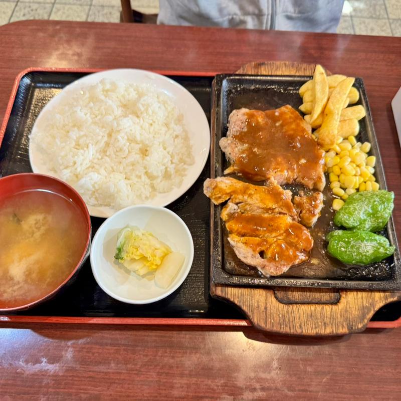 ポークソテー定食デミソース(弘味食堂 )