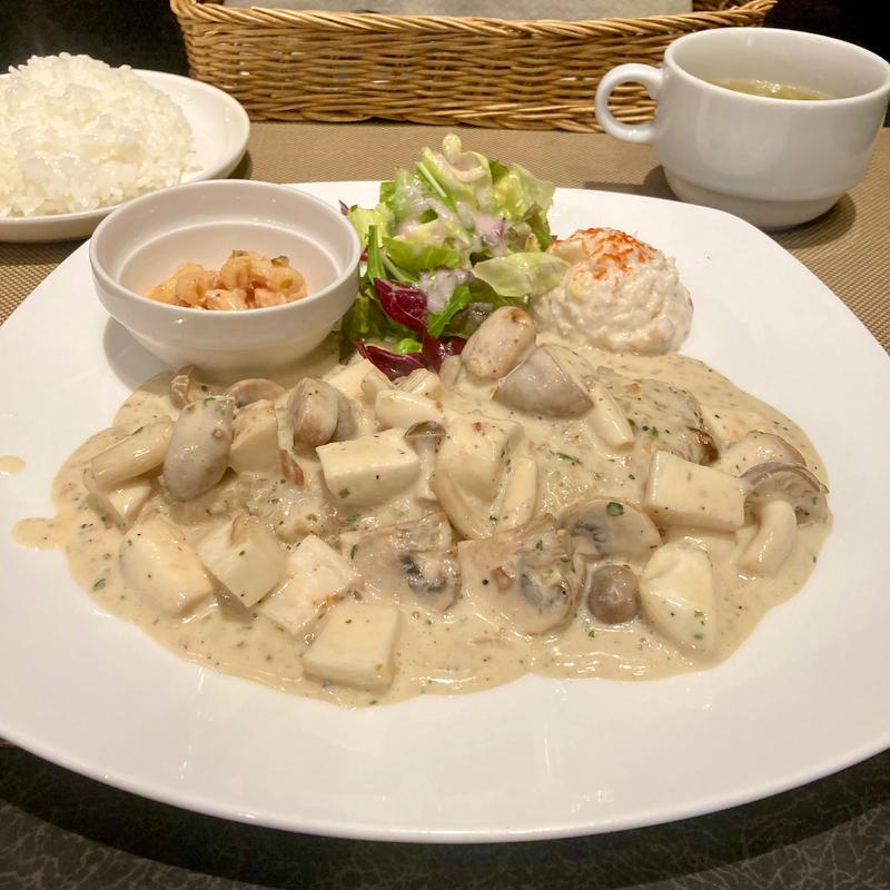 舌平目のフライ きのこクリームソース(ＫｉｔｃｈｅｎＳａｌｔ＆Ｐｅｐｐｅｒ)