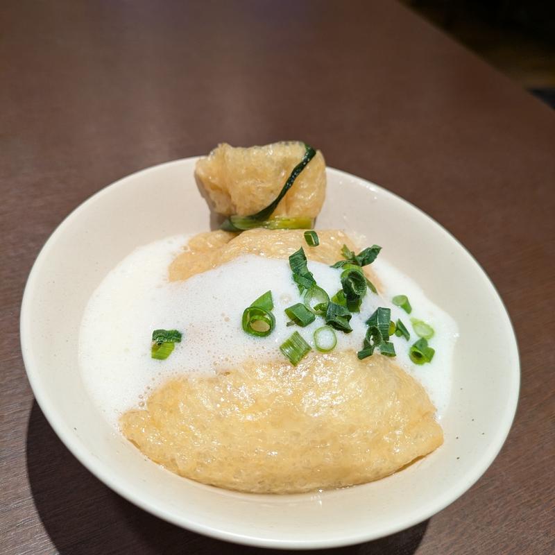 〆の巾着きつねうどん(人情酒場 練馬店)