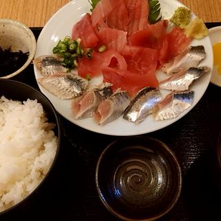 いわし・マグロ中落ち(いわし料理 すゞ太郎 本店 （すず太郎）)