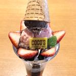 いちごのトリプルアイスパフェ(ココス 足立保木間店)