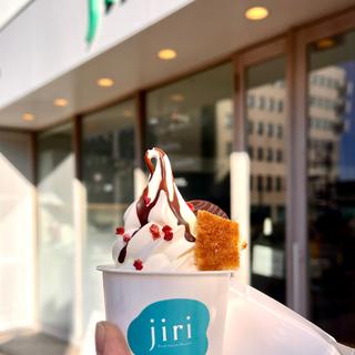 jiriサンデー(fresh cream desserts jiri)