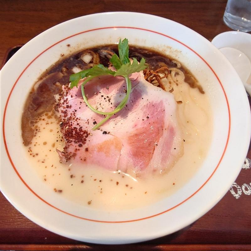 Ramen黒白湯(Ramen Dano Dano)