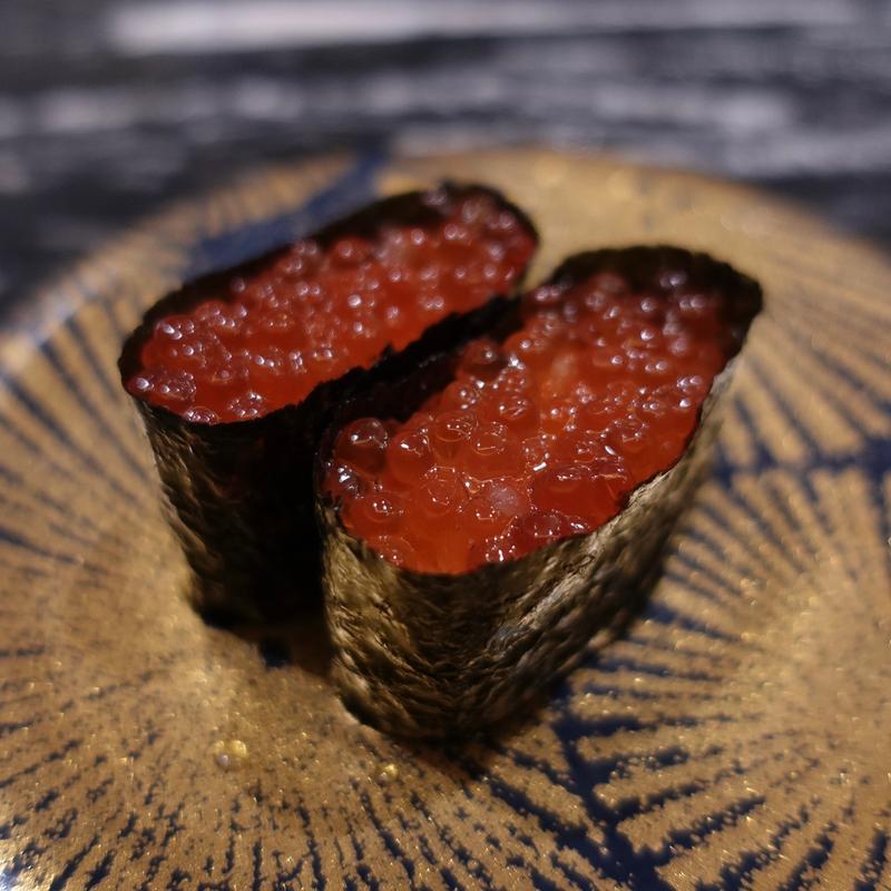 いくら(回転寿司 根室花まる 銀座店)