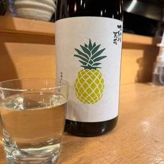 大納川　天花　パイナップルラベル(鳥一伝承　焼鳥酒場ヤスモリ商店)