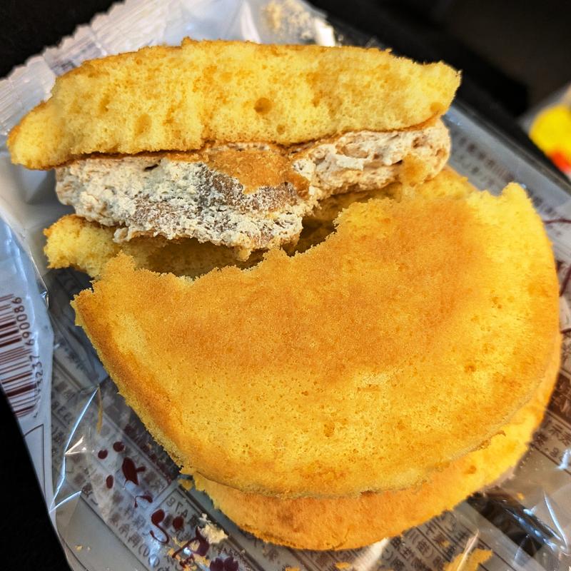 生どら（キャラメルカスター＆ナッツ）(これっしか処)