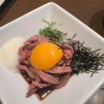 ローストビーフユッケ風