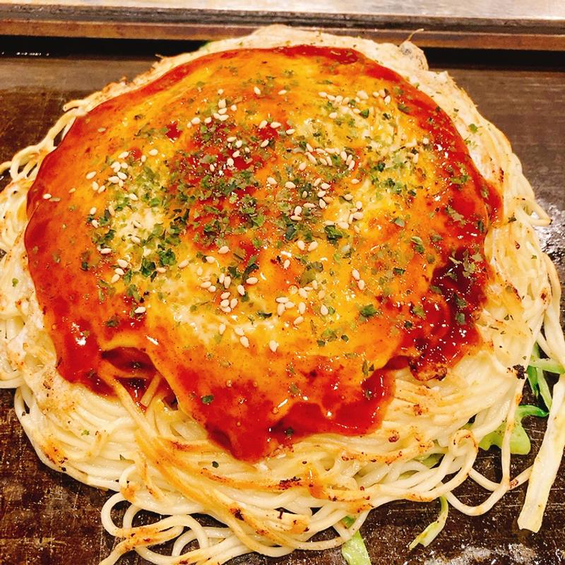 広島肉玉そば(お好み焼 ･ 鉄板焼 まんまる)