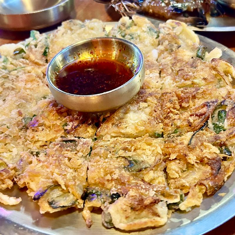 海鮮チヂミ(YOSUL ヨスル新大久保)