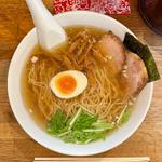 まねきらーめん（醤油味）(麺座まねき)