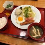 幕の内定食