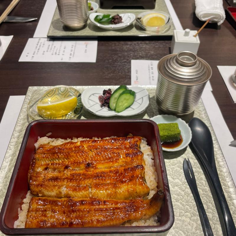 鰻重(割烹蒲焼横浜八十八ニューマン横浜)