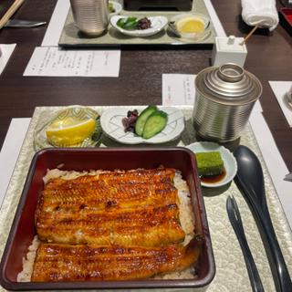 鰻重(割烹蒲焼横浜八十八ニューマン横浜)