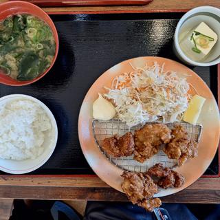 若鶏唐揚げ定食(街かど屋 三重大前)