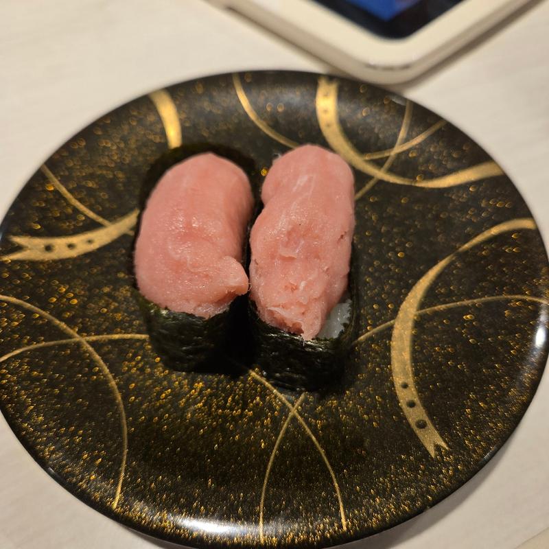 まぐろのたたきぐんかん(魚べい 足利花園町店)