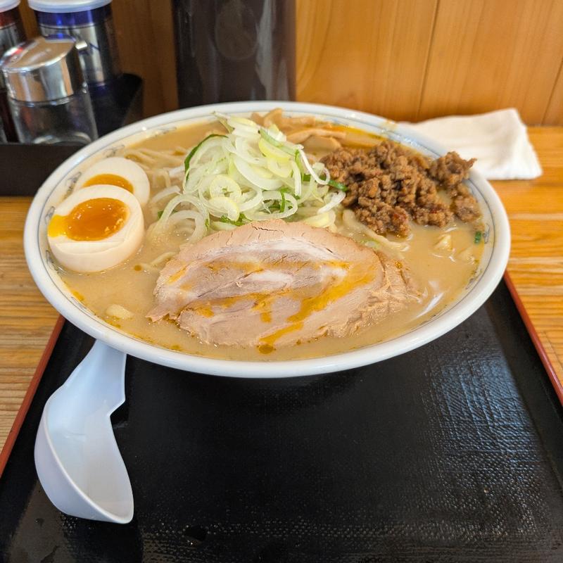 豆乳担々麺（大盛）期間限定(中華そば 雲ノ糸 鶴岡本店)