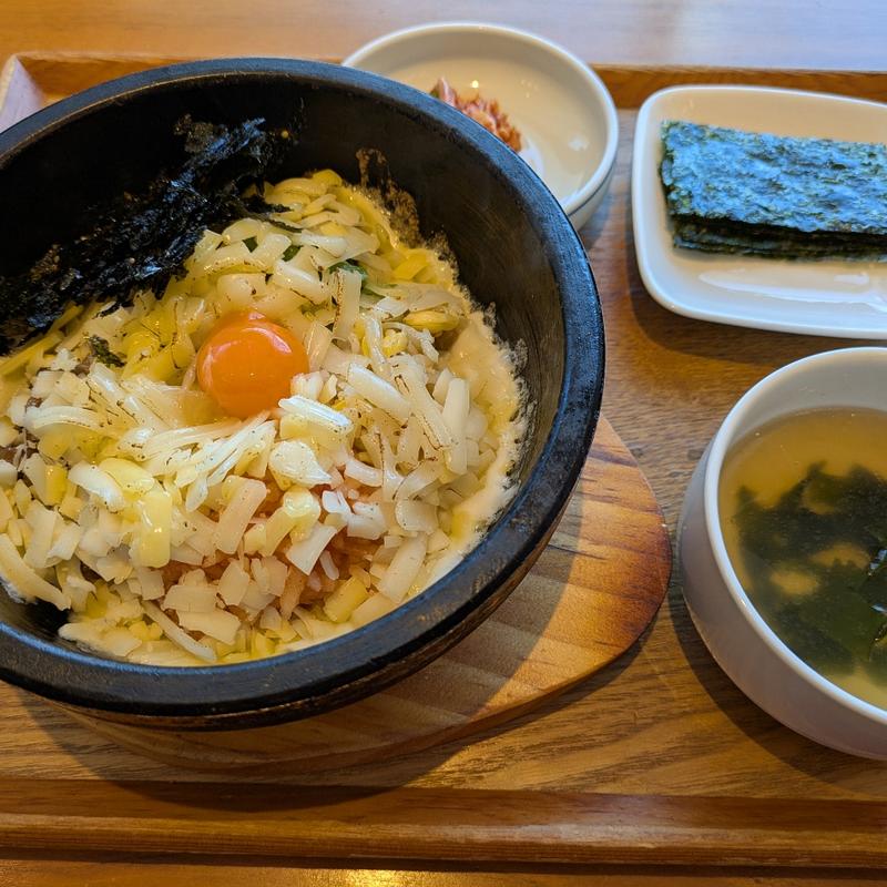 チーズ石焼ビビンバ定食(妻家房 イオンスタイル碑文谷店)