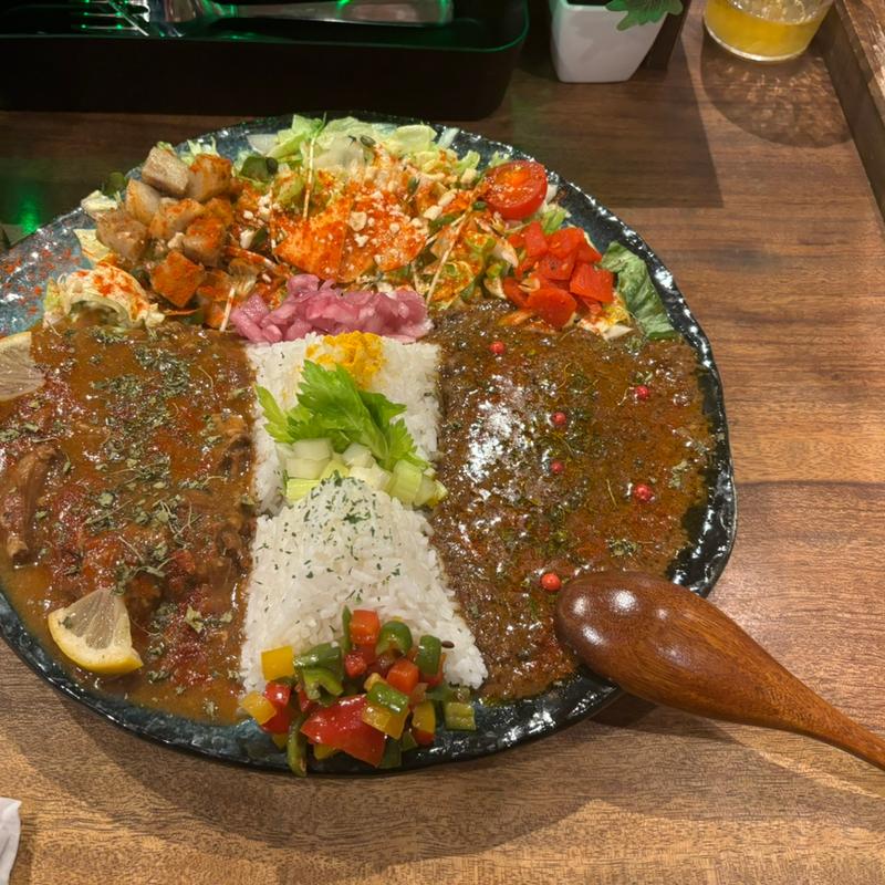 トンガリビーフキーマ&ポークマン(スパイスカレー TONGARI トンガリカレー 難波店)