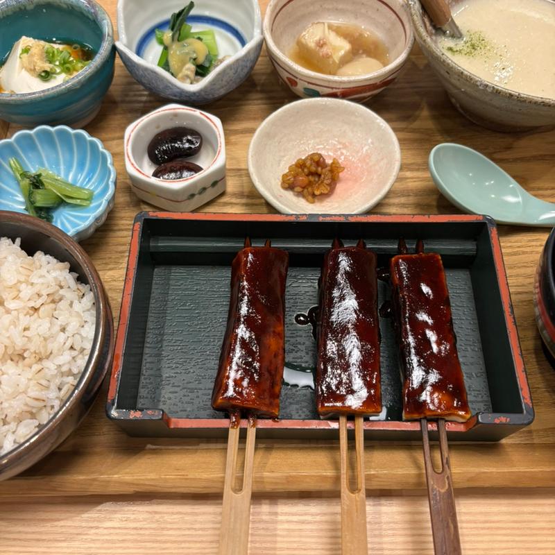 大和芋の麦とろ田楽定食(鈴の屋 ミュープラット神宮前店)