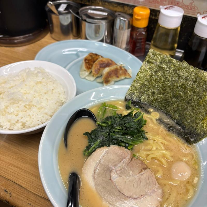 満腹セット(三國家 関内店 )