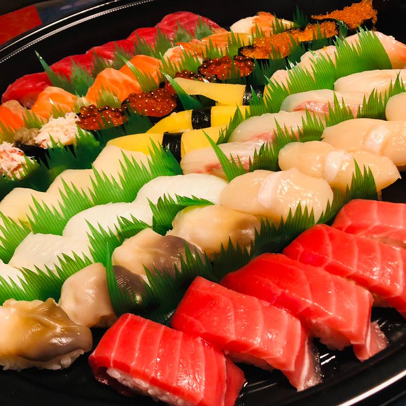 おまかせ56貫持ち帰り寿司(回転寿し トリトン 遠軽店)