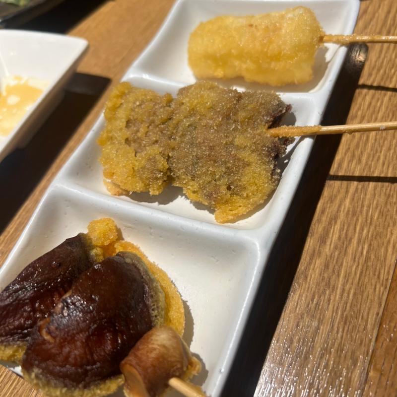 串揚げ(しいたけ 牛ロース じゃがいも)(串揚げTAKA)